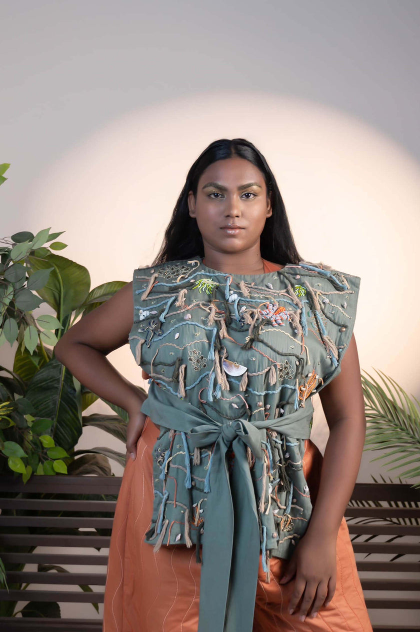 Reverie Seashell Overtop