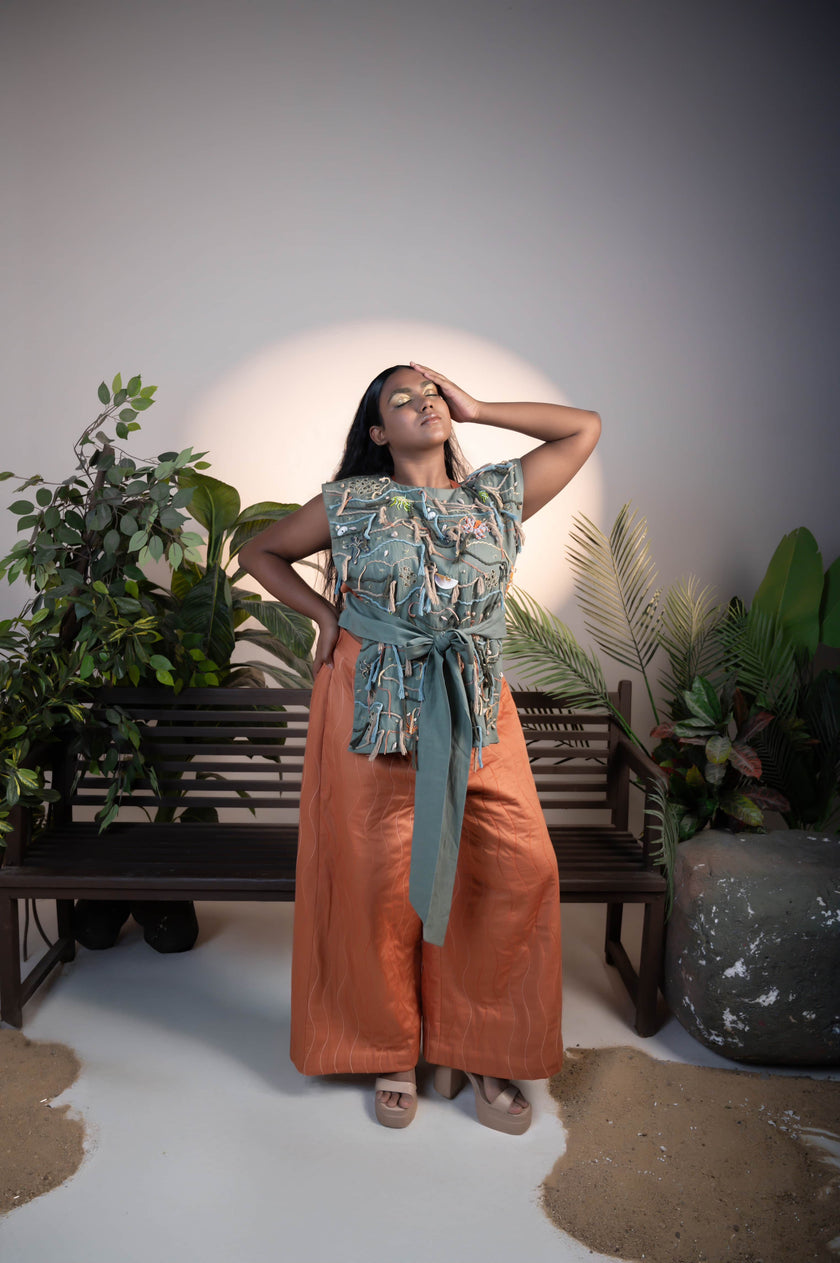 Reverie Seashell Overtop