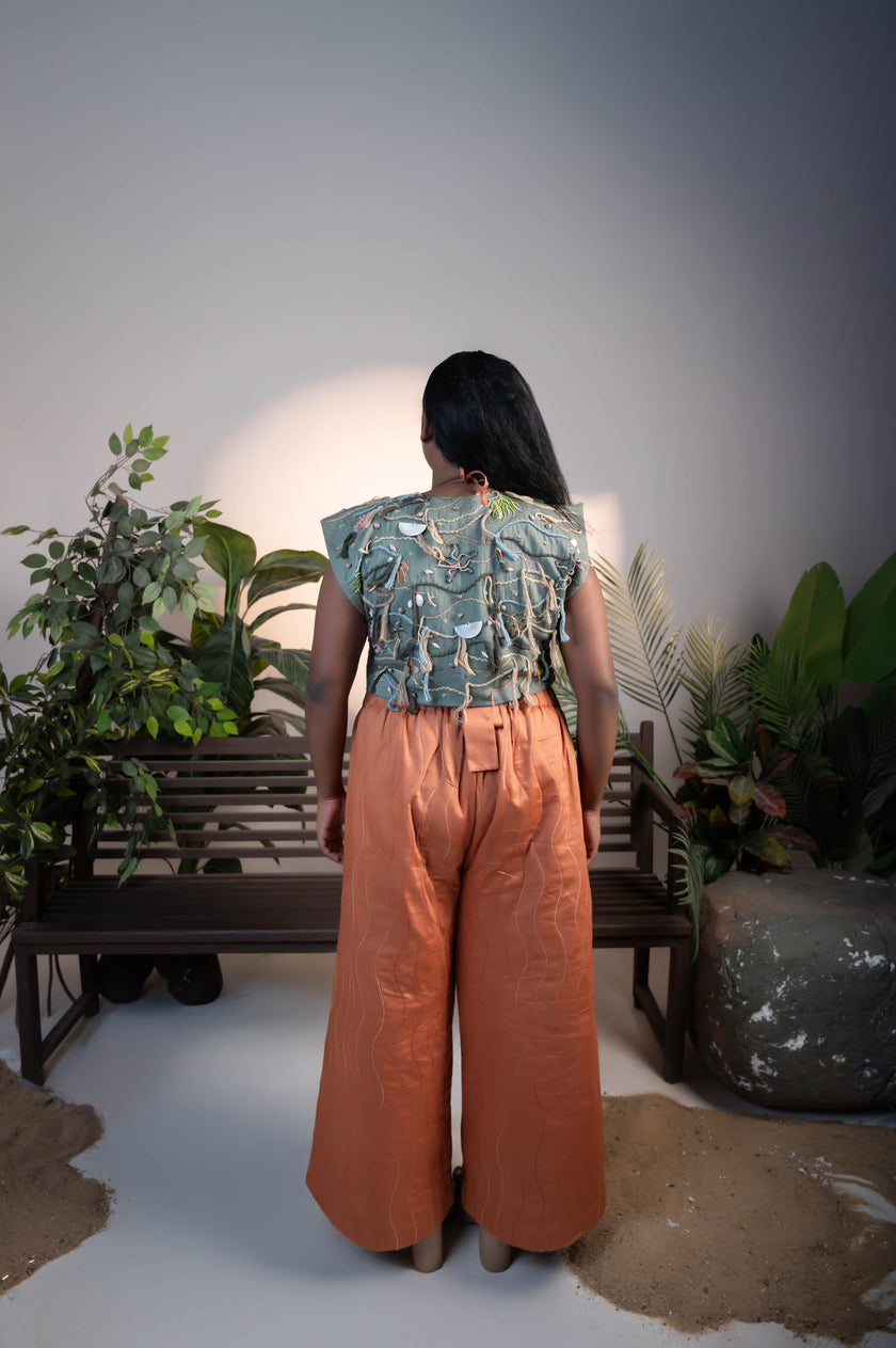 Reverie Seashell Overtop