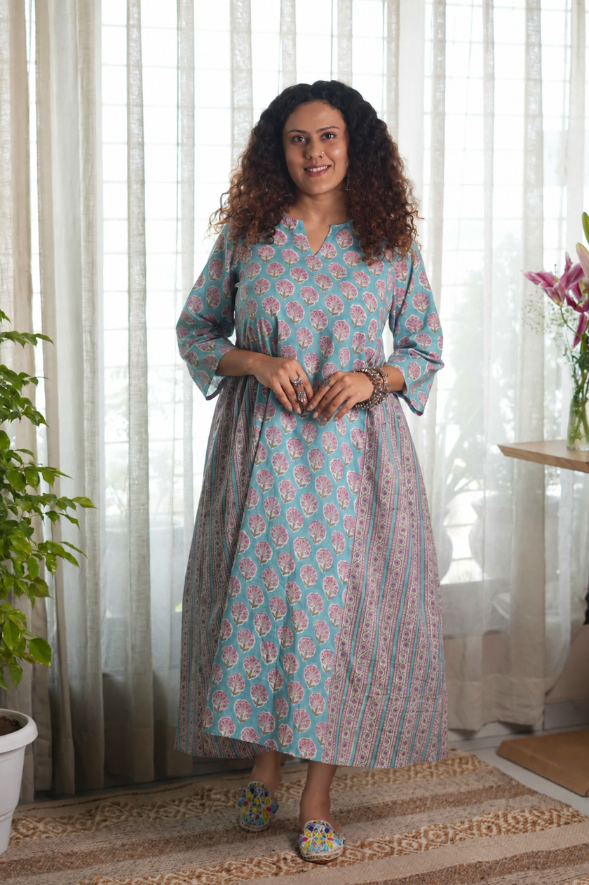 Neel Gulabi Chhaap Dress