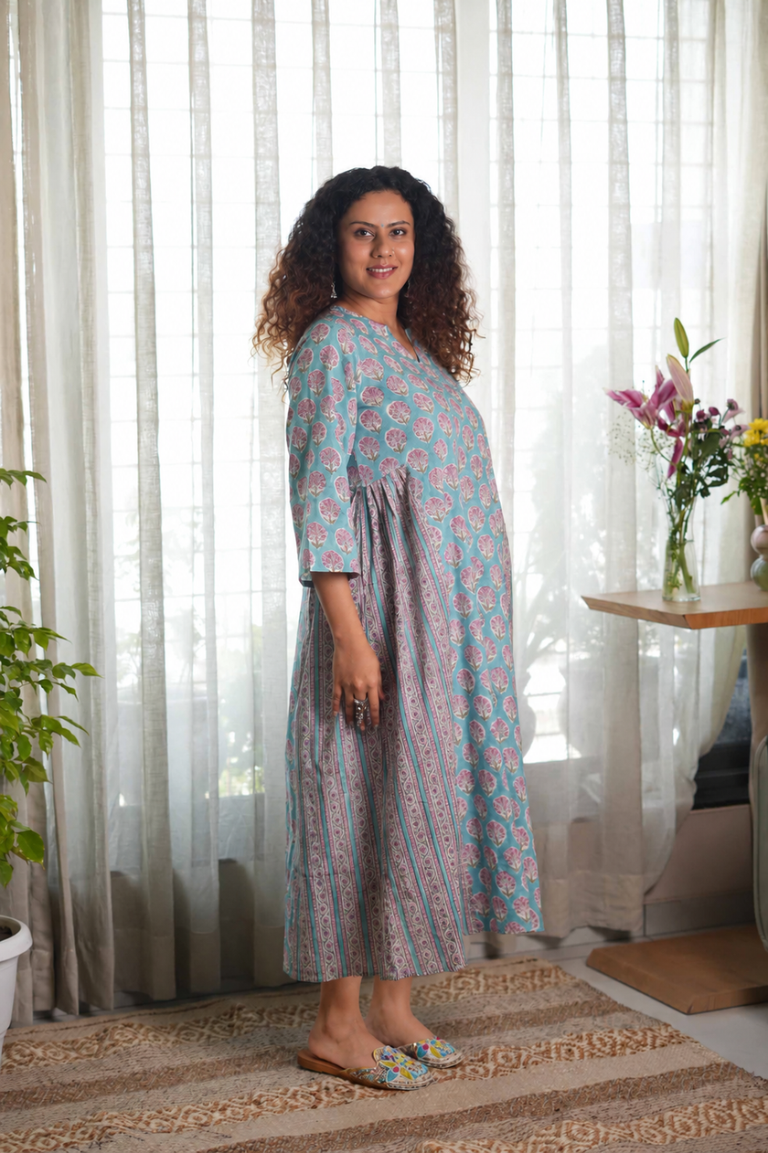 Neel Gulabi Chhaap Dress