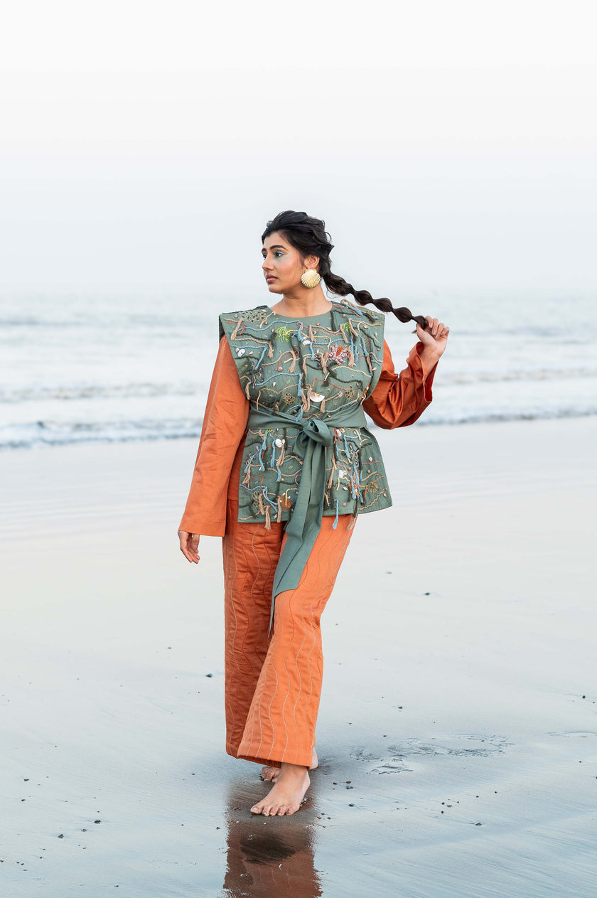 Reverie Seashell Overtop