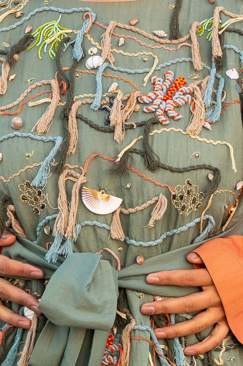 Reverie Seashell Overtop