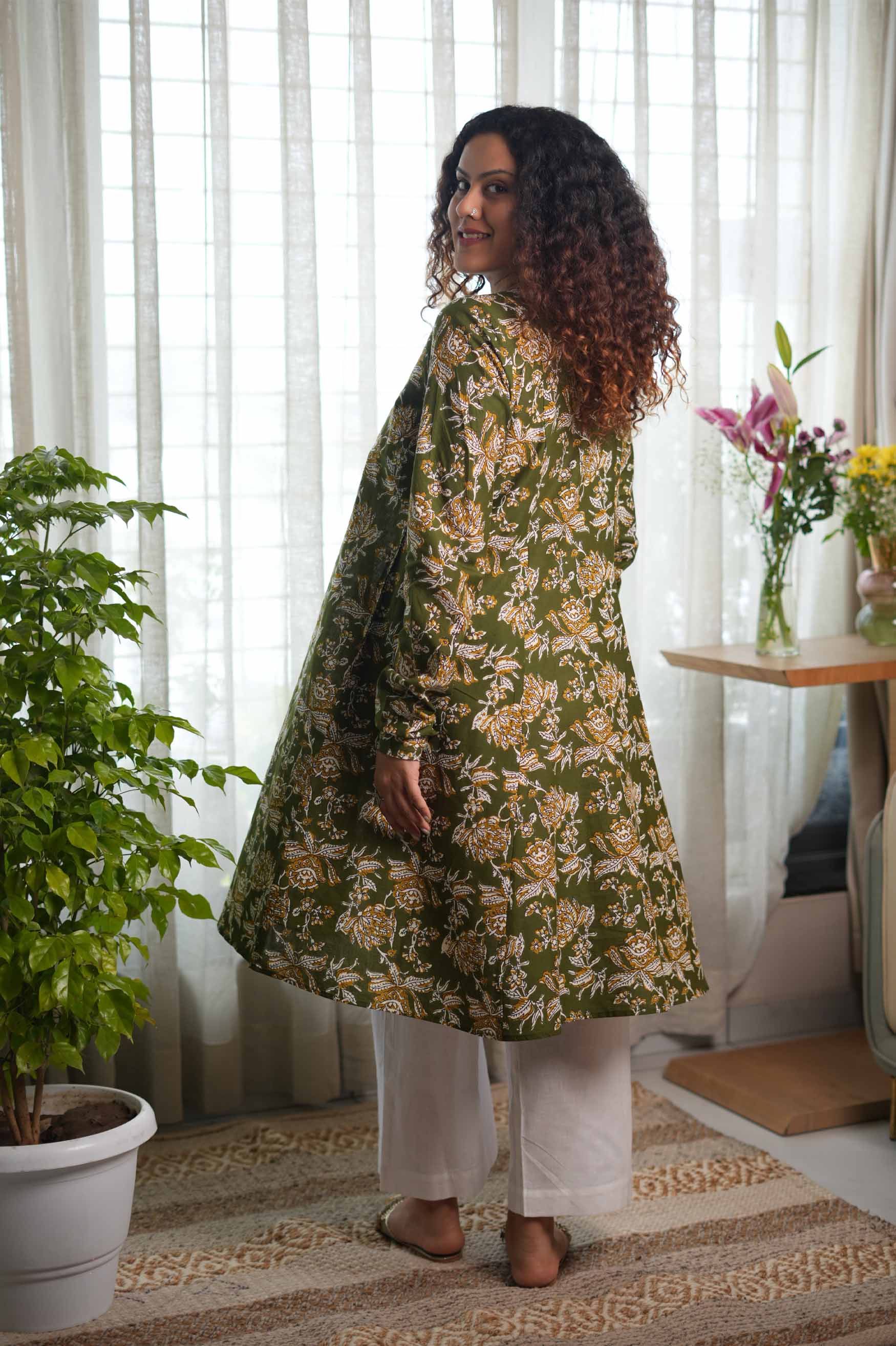 Olive Folklore Churidar-Sleeve Kurta Set