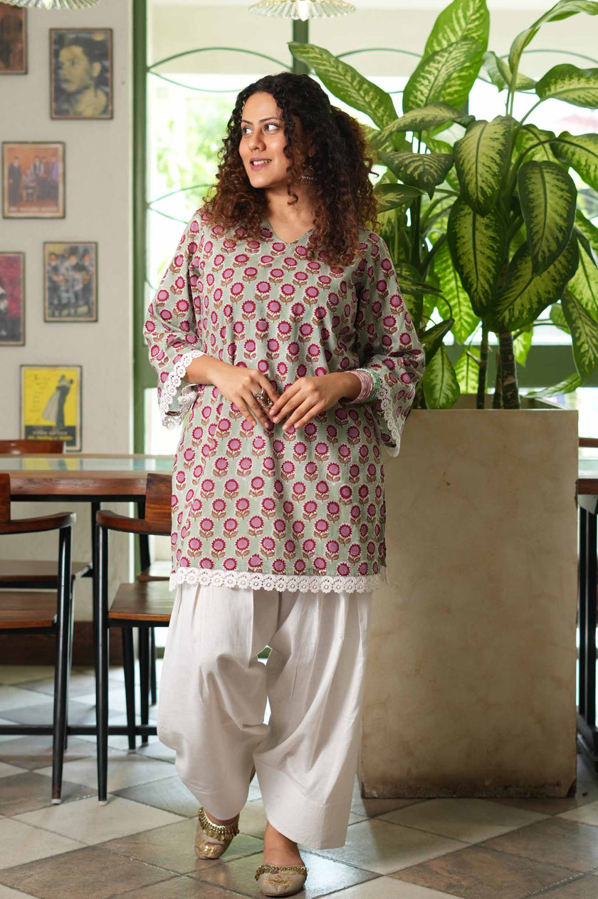 Noor Sage Farshi Set