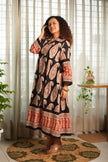 Heritage Paisley Dress — Black