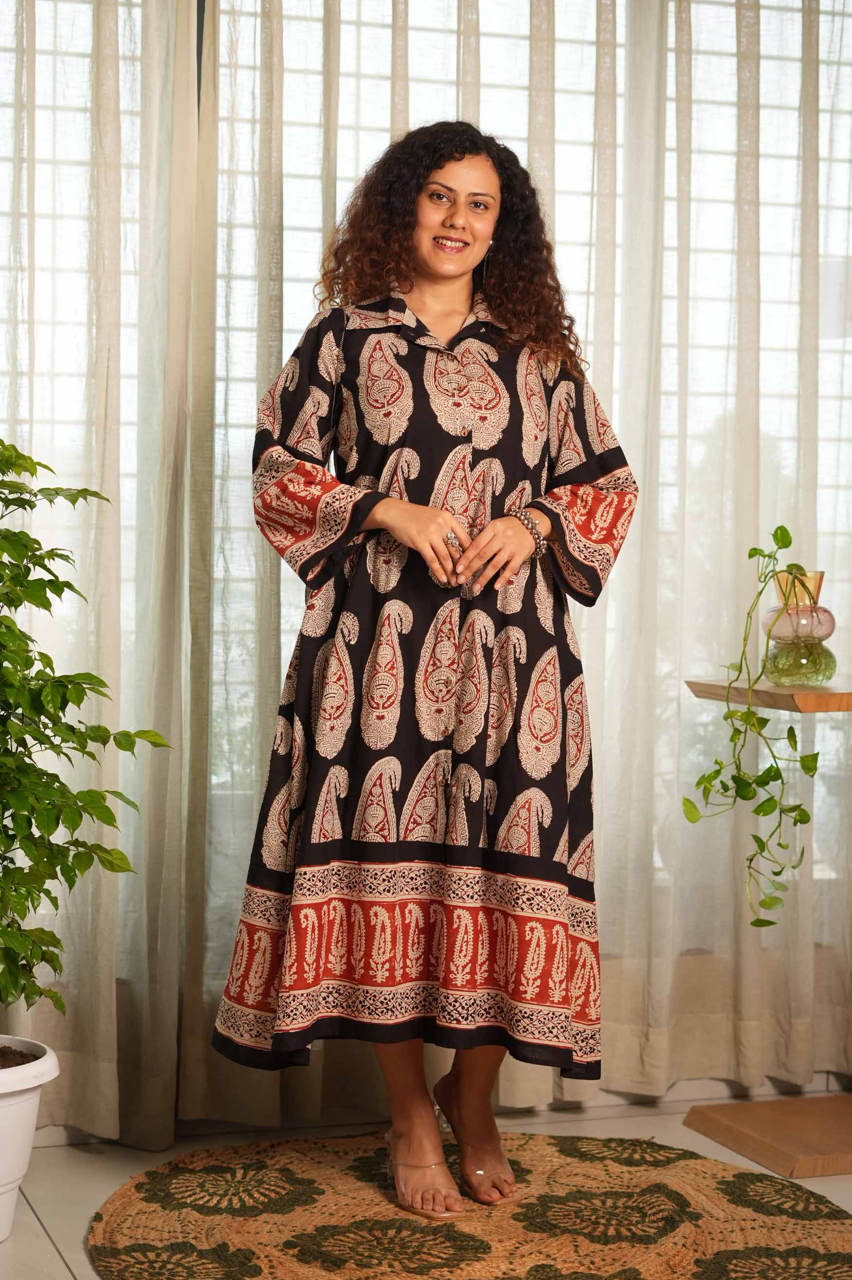 Heritage Paisley Dress — Black