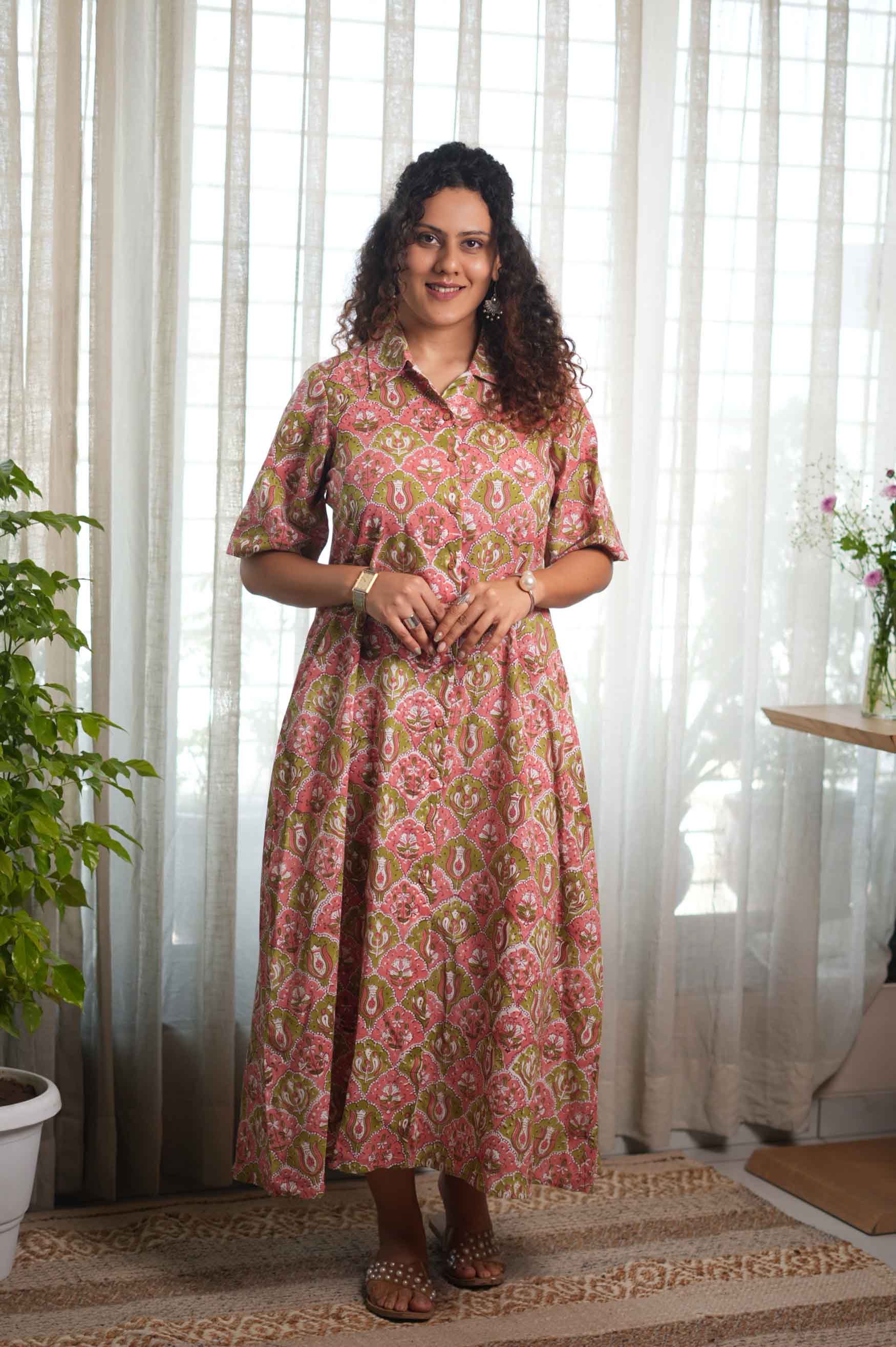 Gulabi Zaitoon Dress