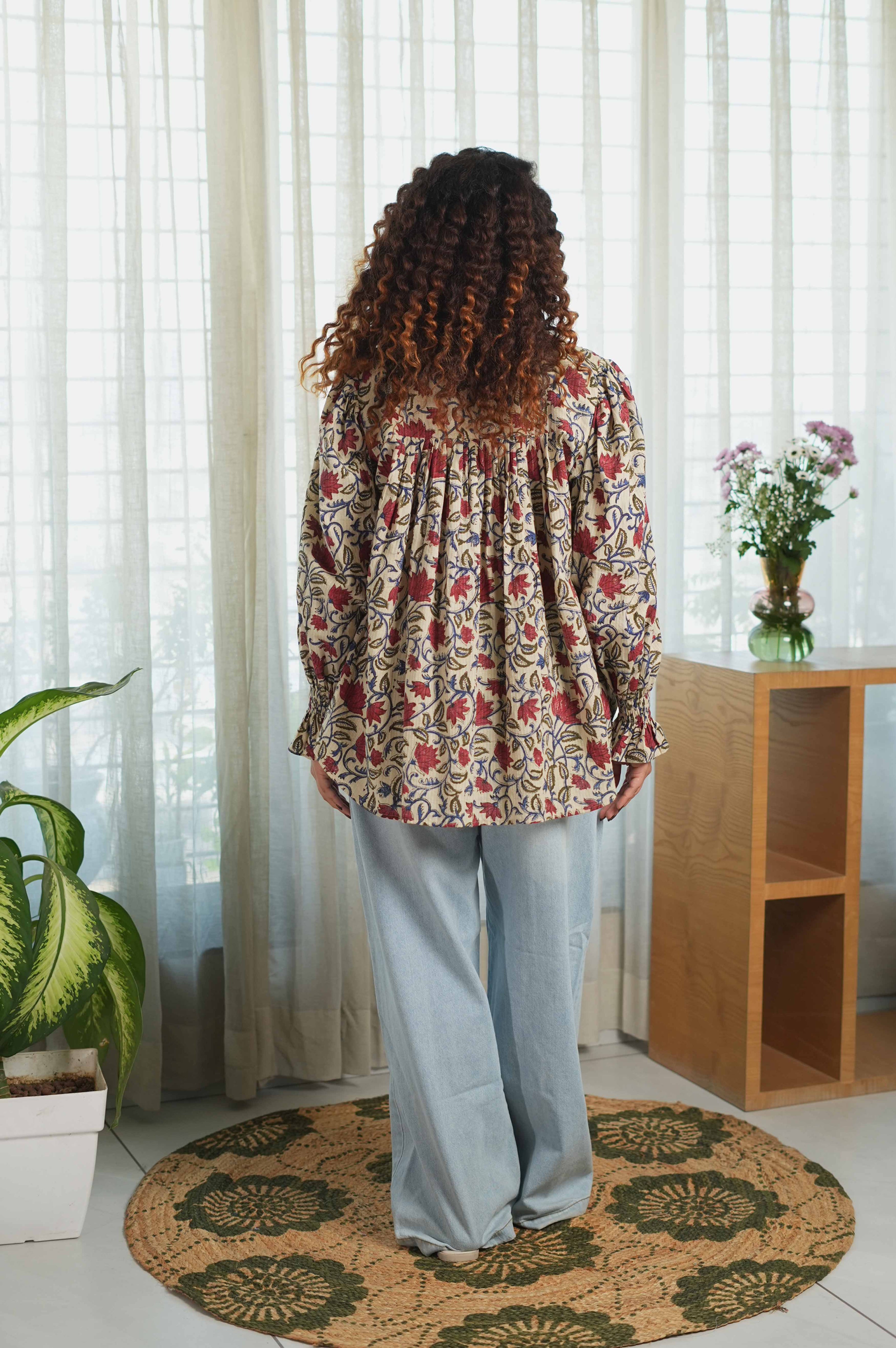 Red lotus smocked shirt