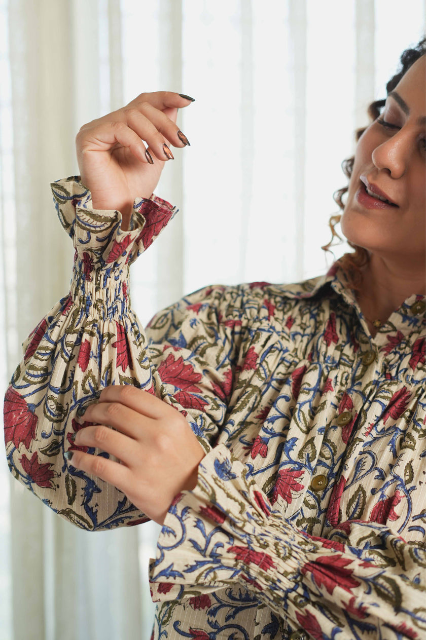 Red lotus smocked shirt