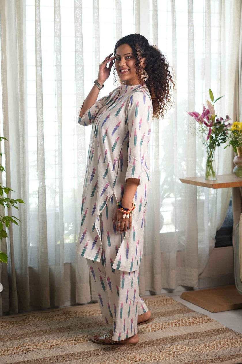Ikat Rangrekha Set