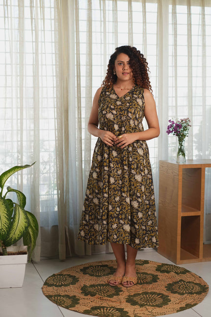 FloraKari Dress